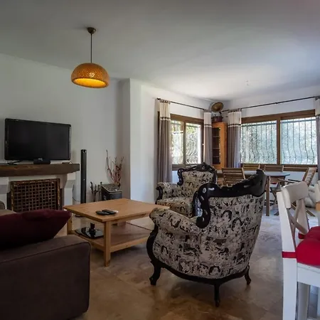 Villa Refreshing With Garden In Bodrum *